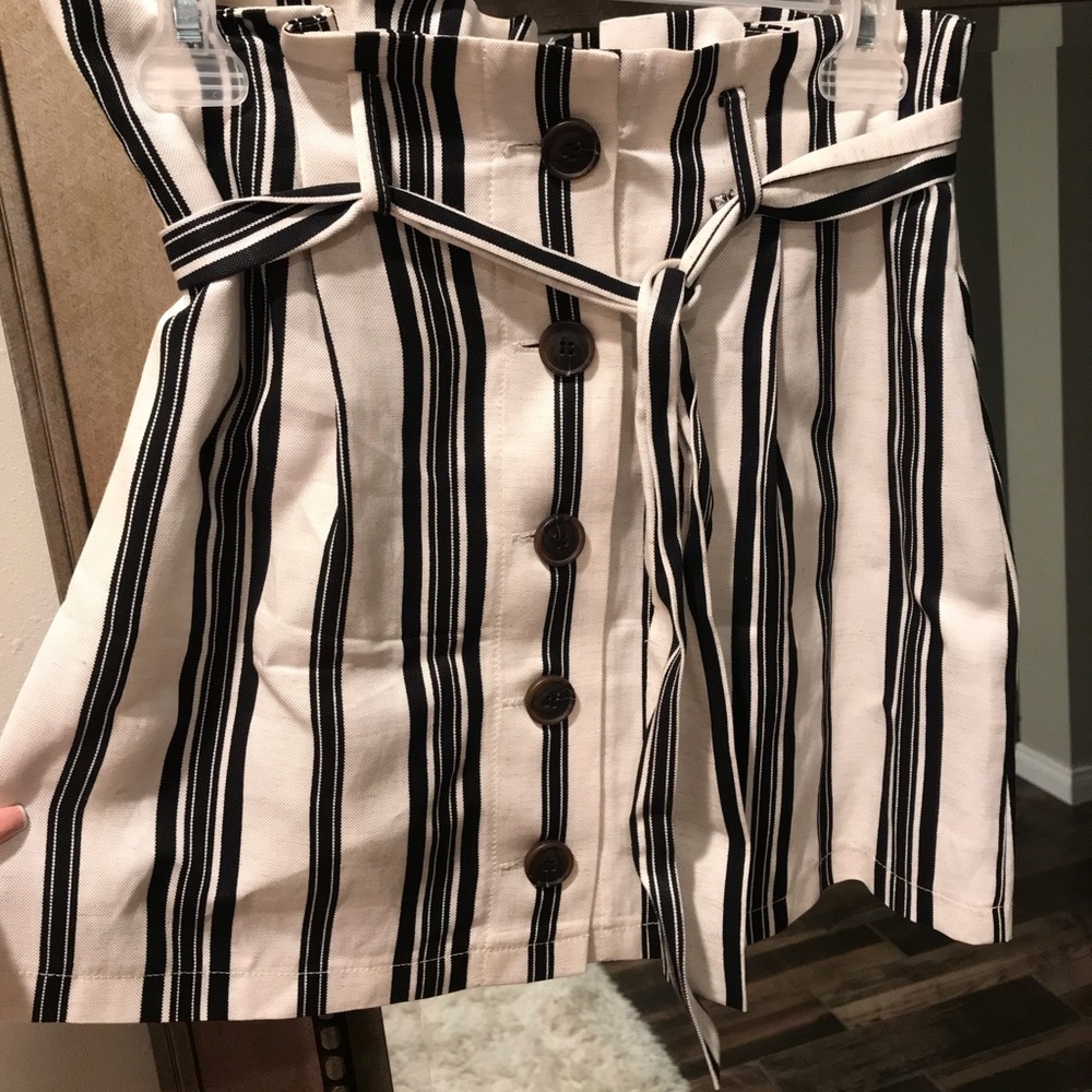 Top shop skirt